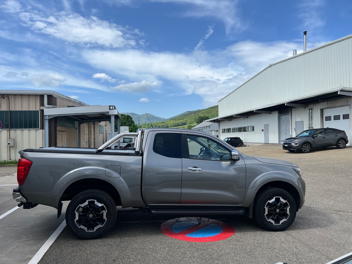 Nissan Navara 2.3L KING CAB 163ch,  SUIVI COMPLET, GARANTIE CONSTRUCTEUR