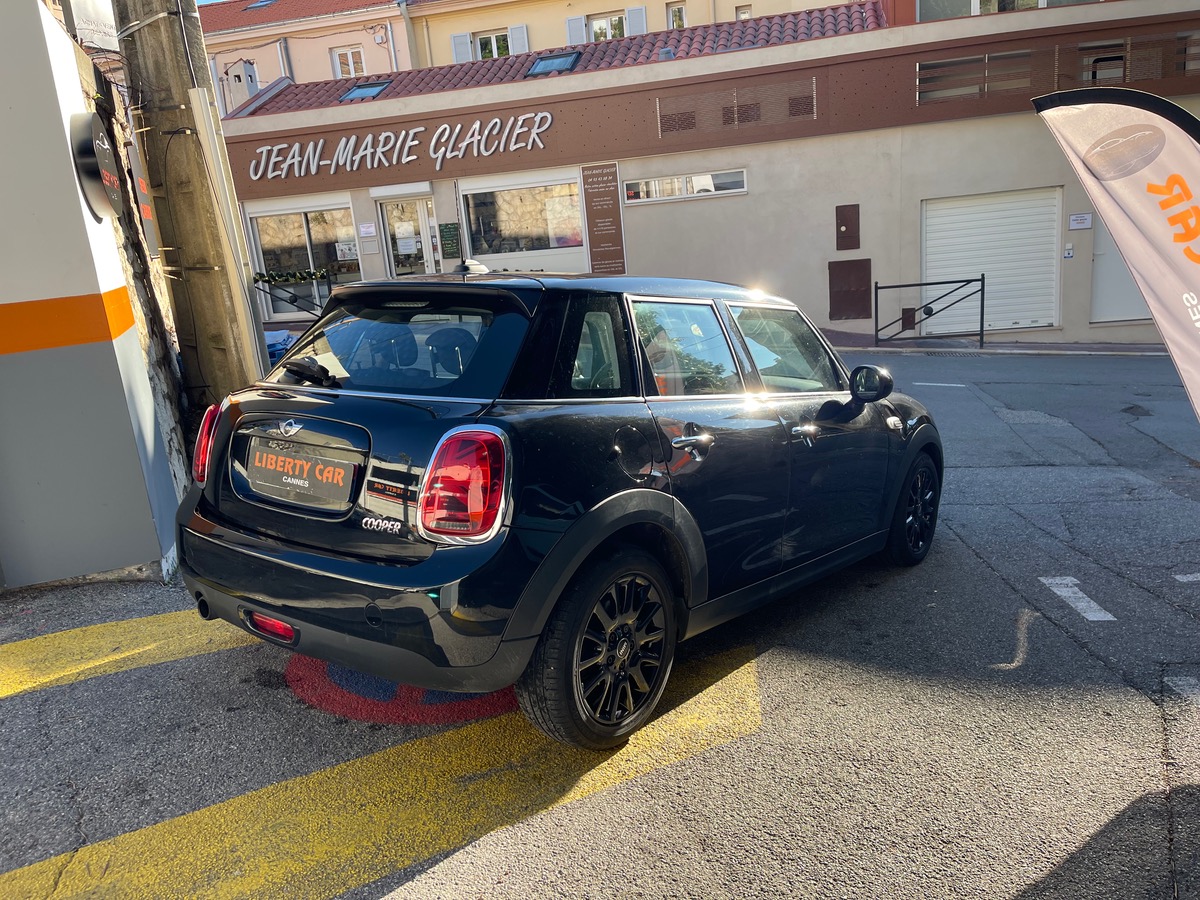 Mini Mini Cooper 1.5 i 136 CV / Phase 2 /5 Portes / GPS / Boite Auto / Feux Anglais /