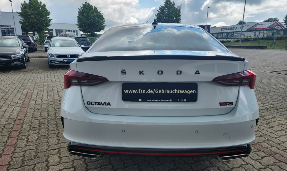 Skoda Octavia Berline 2.0 TDI 200ch RS 4x4 DSG7