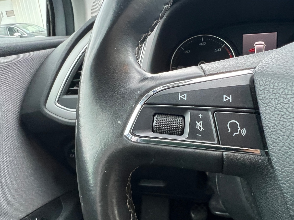 Seat Leon STYLE BUSINESS  115cv , CAMERA DE RECUL, CARPLAY