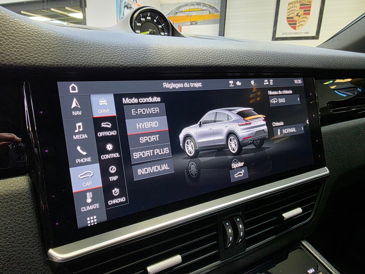 Porsche Cayenne COUPE 3.0 E-HYBRID 462 BOSE / HUD / CHRONO / 21 A