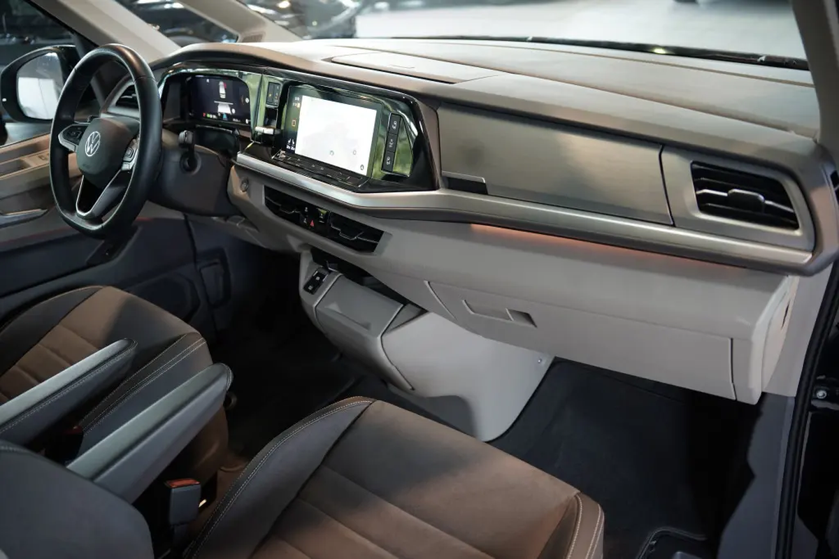 Volkswagen Multivan VII T7 2.0 TDI 150ch Style Long DSG7/7places/VO Allemand/Malus 8000e