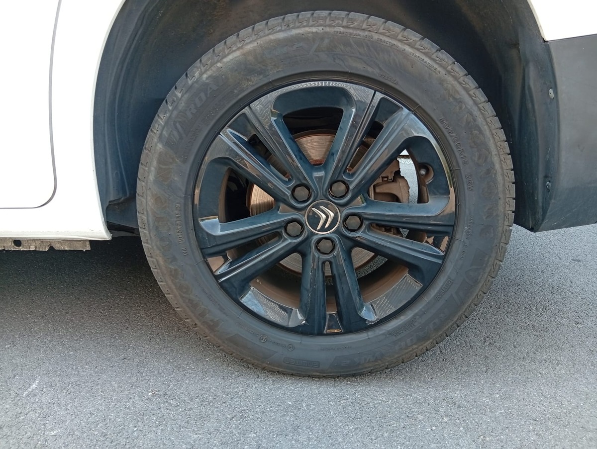 Citroën Berlingo M BlueHDi 100ch S&S Feel Pack " Première Main " et "Suivi Citroën"