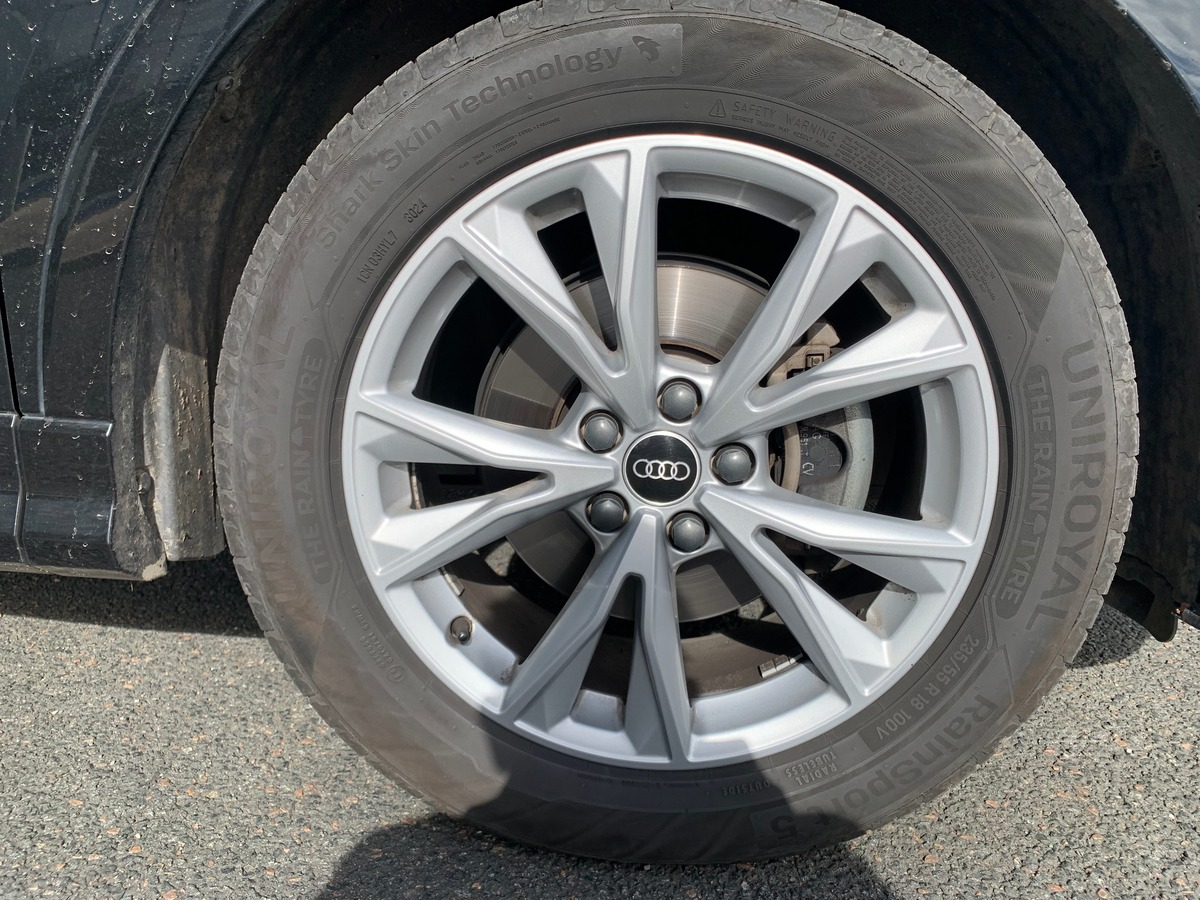 Audi Q3 Sportback 150 ch | S-Line | Caméra de recul | Apple car Play | Coffre assisté électriquement