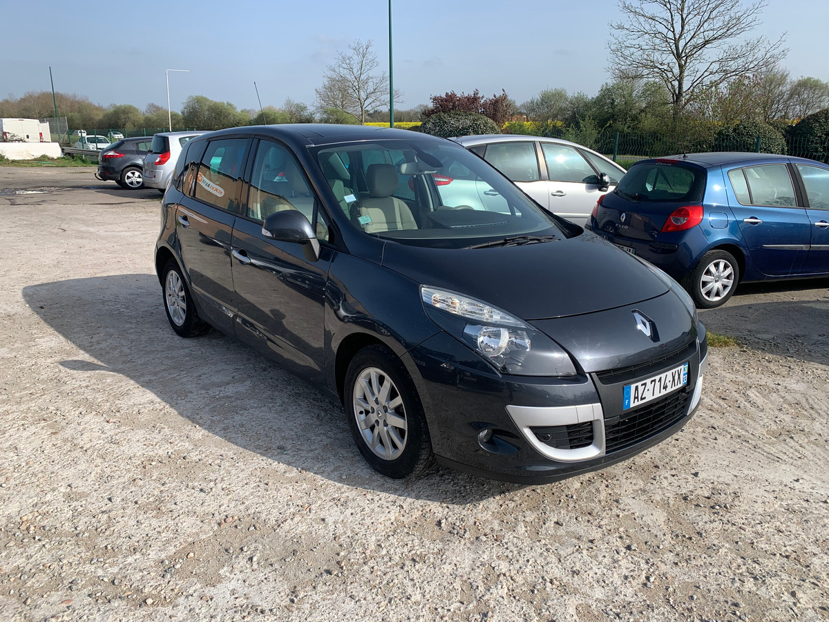 RENAULT Scenic 1.9 dci - 130CH 205342KM