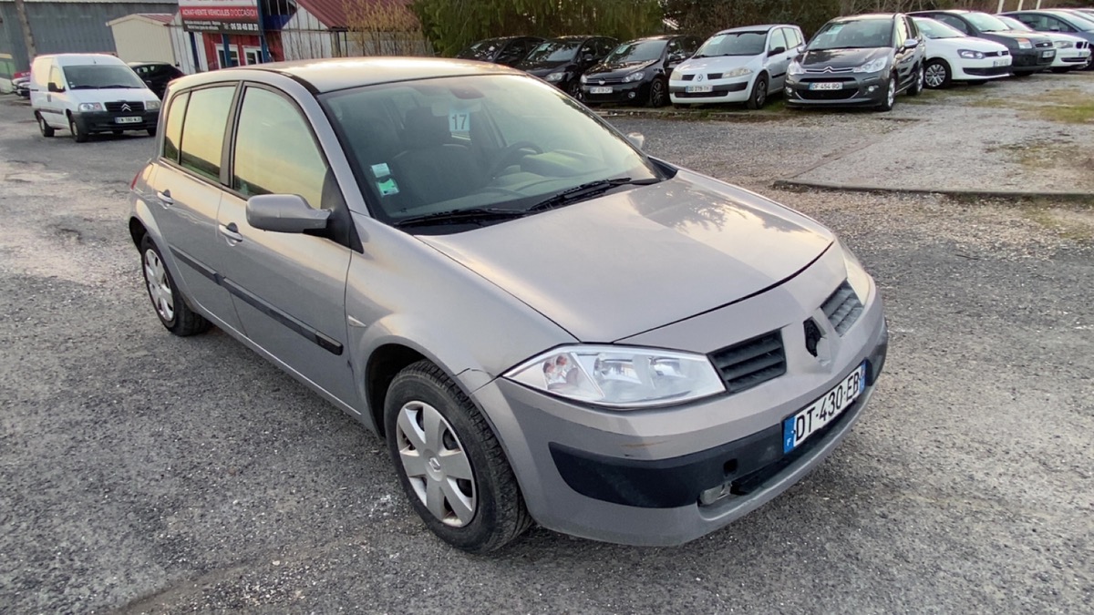 RENAULT Megane 1.5 dci 80cv 240000km petit prix 