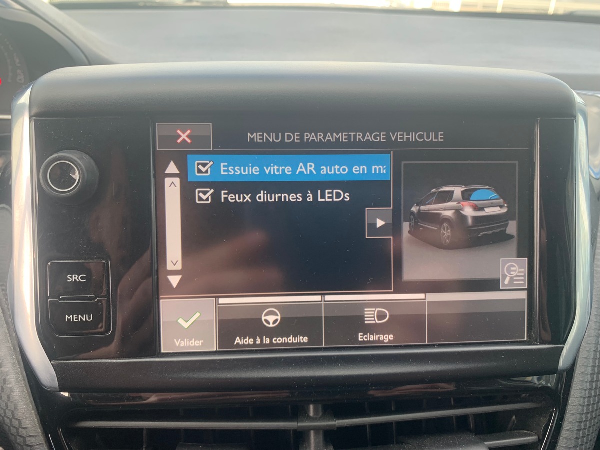 Peugeot 2008 100 ch | Style | Régulateur de vitesse | GPS | Bluetooth | Radar arriére | Barres toit