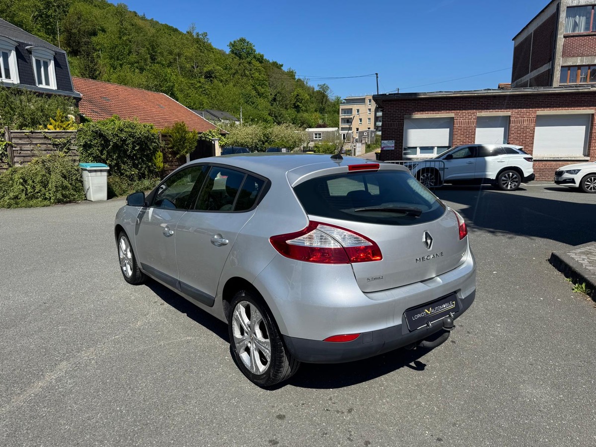 RENAULT Megane III 1.5 DCI 110CH EXPRESSION