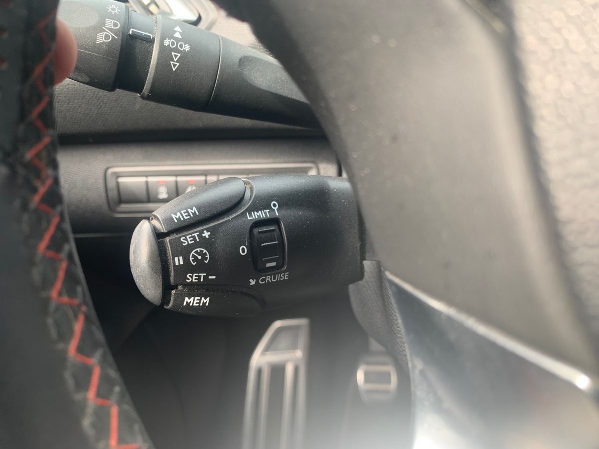 Peugeot 308 SW GT LINE | Remplacement réservoir urée 12/2021 33422 kms, dernier entretien 69198 kms