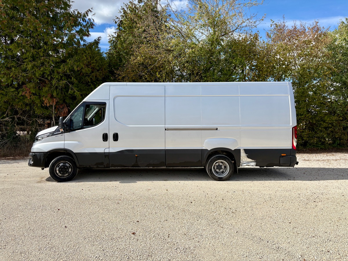 Iveco Daily 35 - 210 CH HI-MATIC -  TVA RECUPERABLE - FULL OPTION