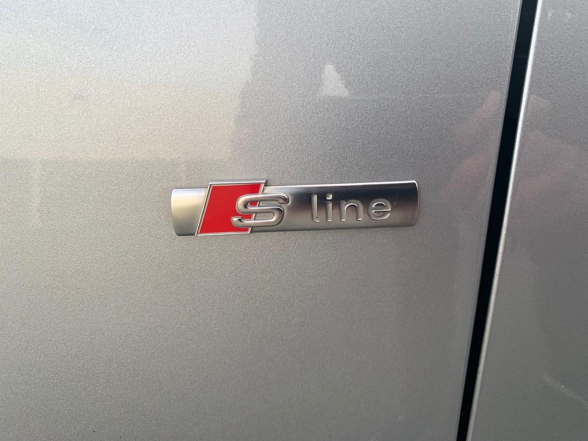 Audi A5 204 ch | S-LINE | Caméra de Recul | Intérieur Cuir | Toit Vitré | Régulateur de Vitesse