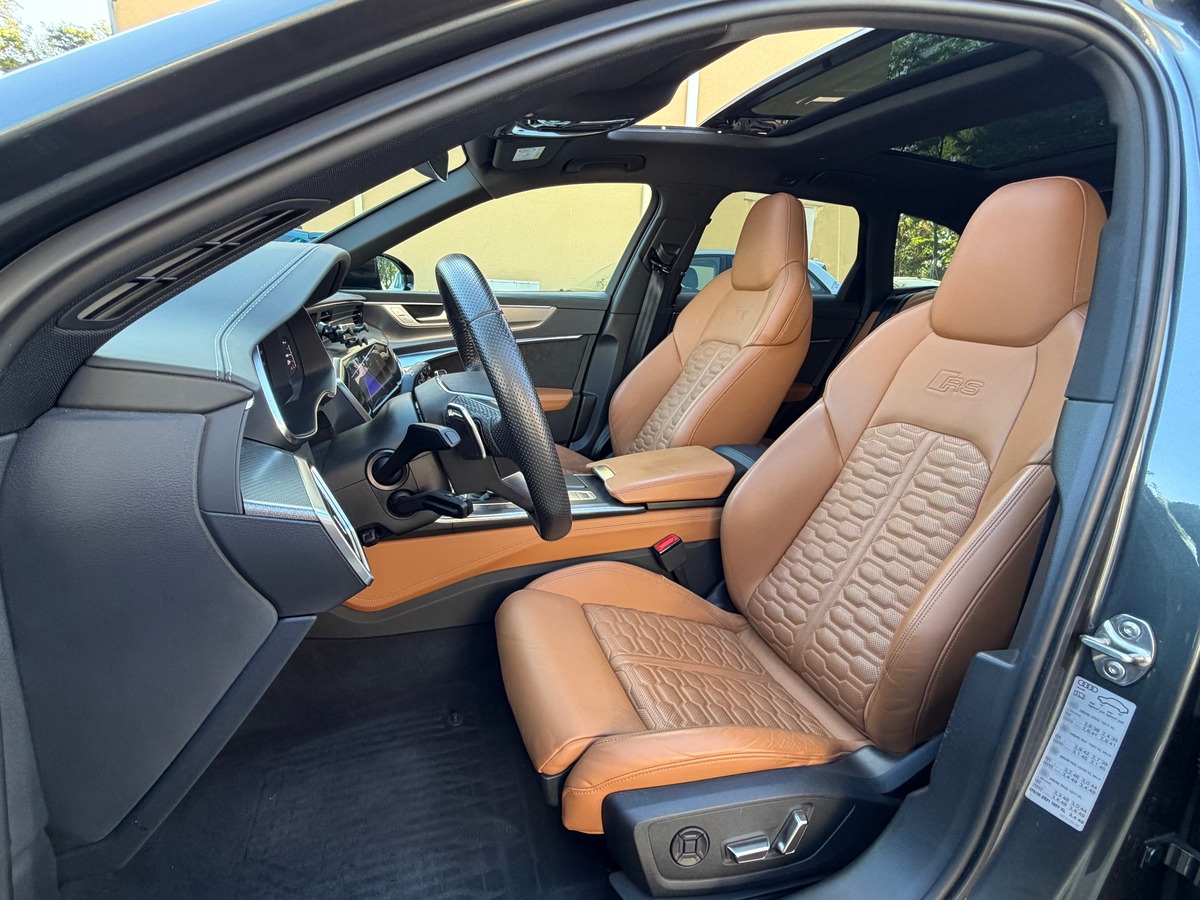 Audi RS6 Avant C8 4.0 V8 600ch FREIN CERAMIQUE / TOIT PANORAMIQUE / SIEGE AV CHAUFFANT VENTILE