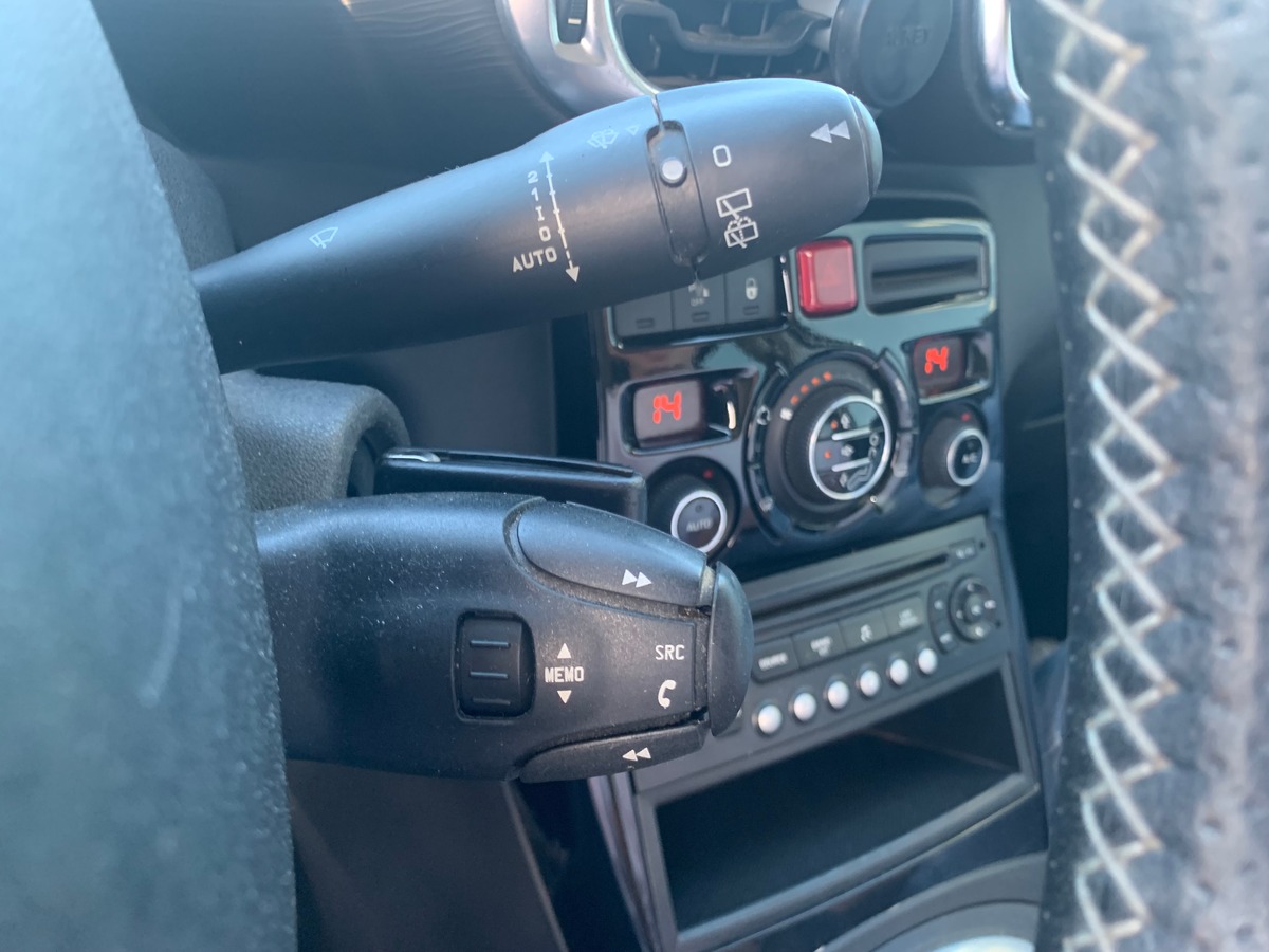 Citroën C3 Picasso 90 chevaux | Régulateur de vitesse | Climatisation | Attelage | Radar arriére