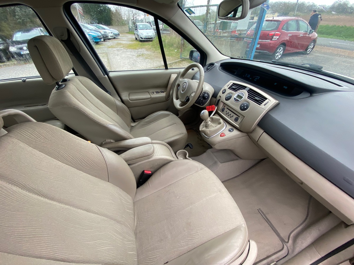 RENAULT Scenic II 1.9 dci 130cv privilège petit prix 1ere main 199015km