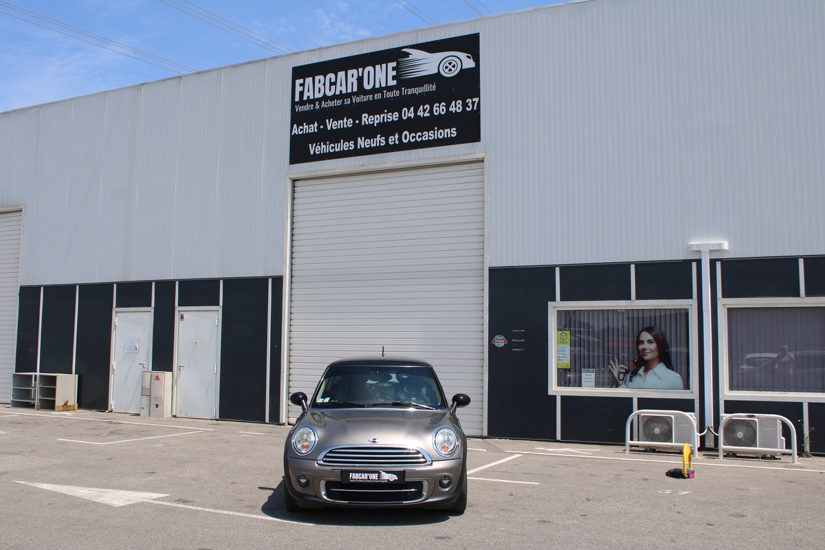Mini Cooper D - 1.6D -  112cv - Garantie 12 Mois