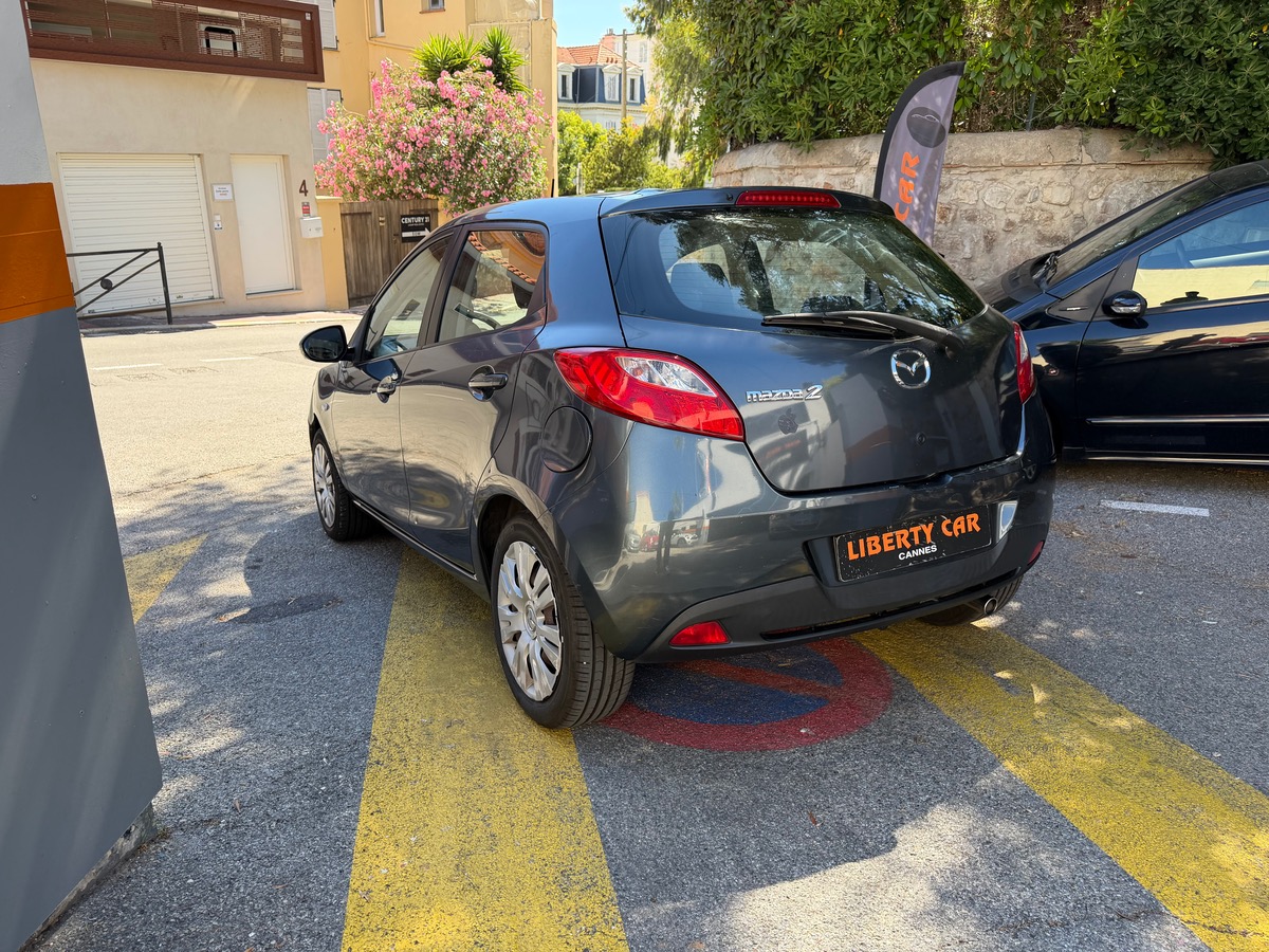Mazda 2 1.3 i 75 CV / Clim / 5 Portes / Moteur à Chaine / Embrayage Neuf