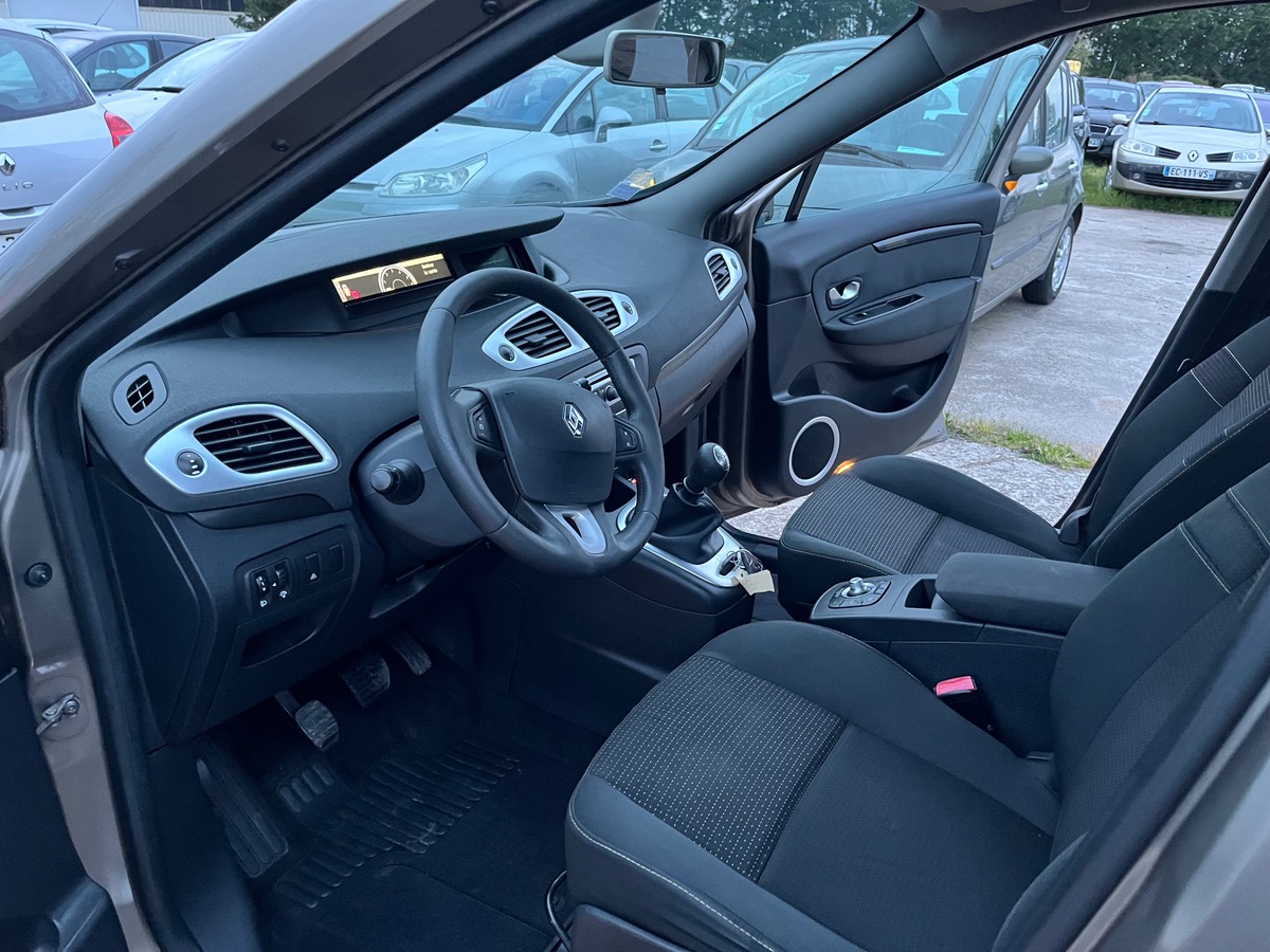 RENAULT Scenic 1.5 dci