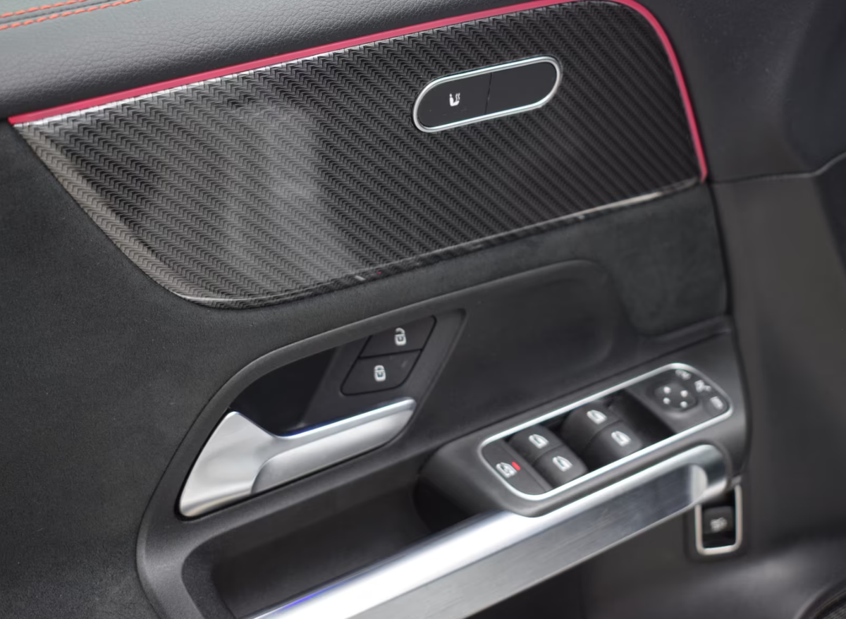 Mercedes-Benz GLB 200d 4matic 150ch AMG Line 8G DCT/Attelage/Pack Sport Black