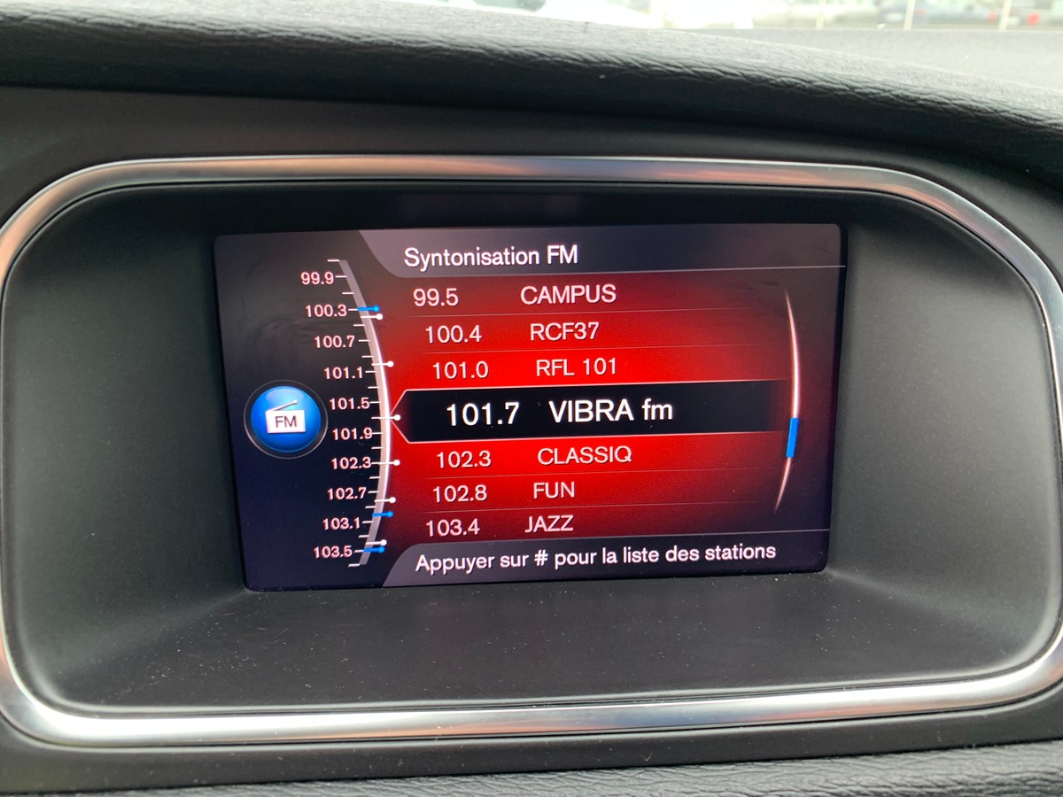 Volvo V40 Cross Country 150 ch | Toit panoramique | Cuir | GPS | Régulateur de vitesse