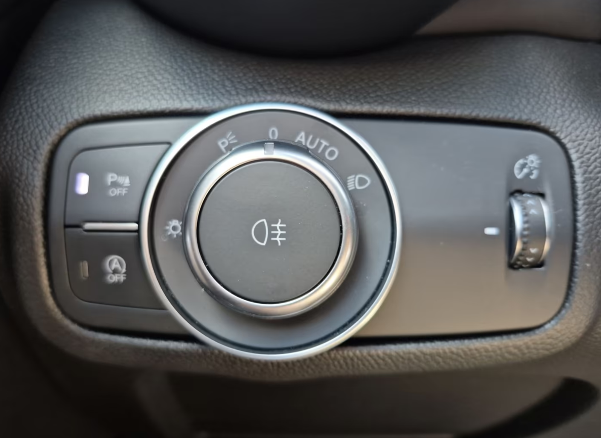 Alfa Romeo Giulia 2.0T 280ch Competizione Q4 AT8/Toit ouvrant/Harman-Kardon/Garantie 06/2028