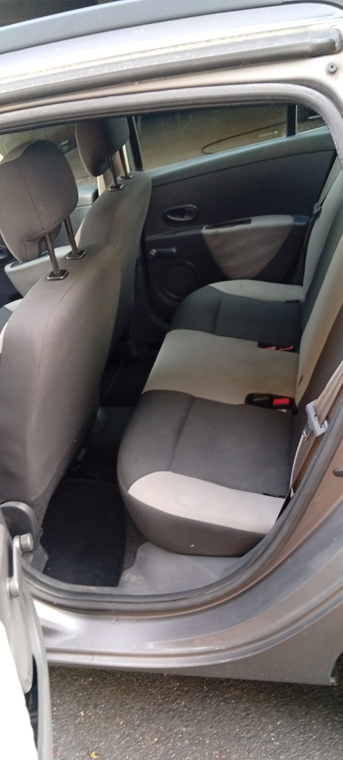 RENAULT Clio 1.5 dci Estate