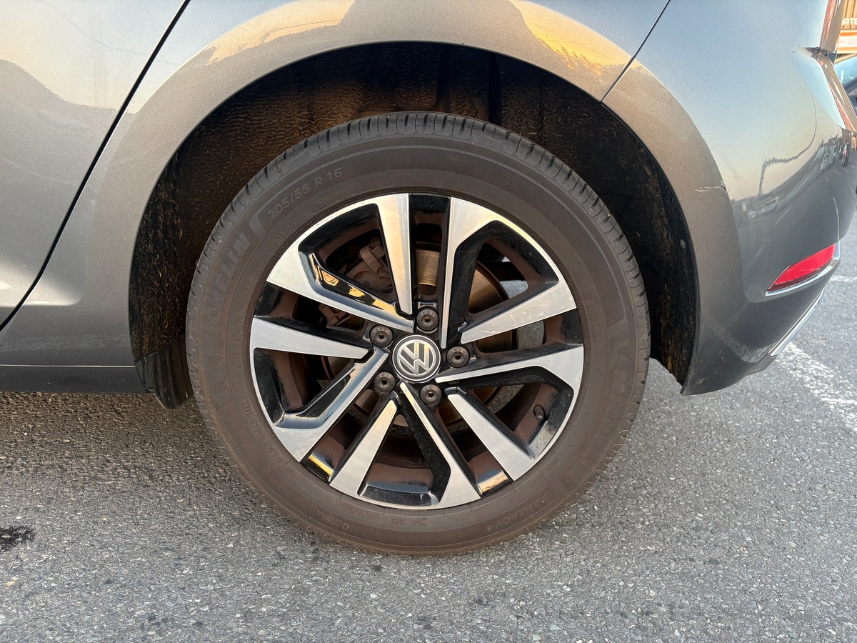 Volkswagen Golf 1.0 TSI 115CH IQDRIVE 6CV