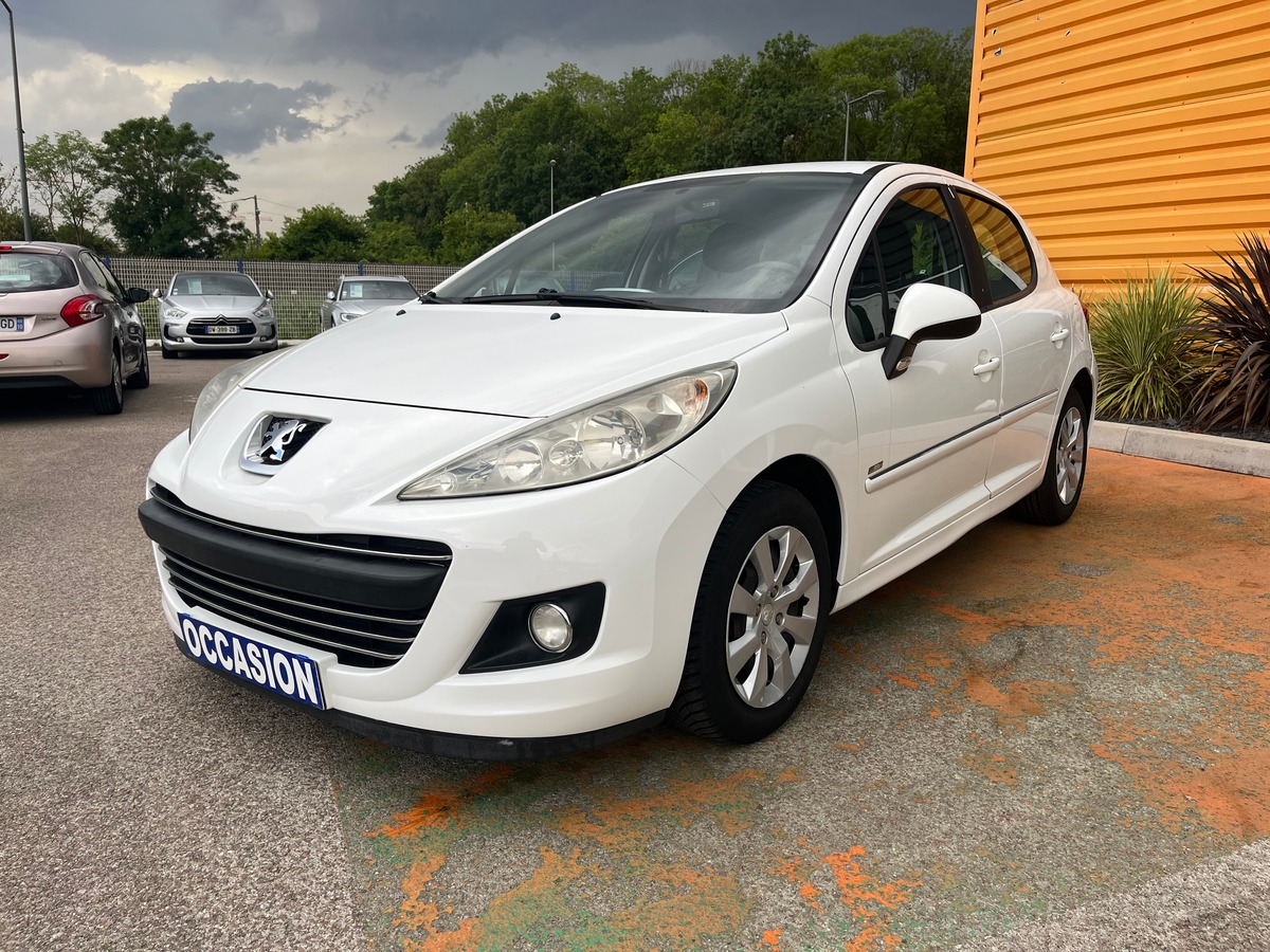 Peugeot 207 5 portes 1.6 HDi 90 CH