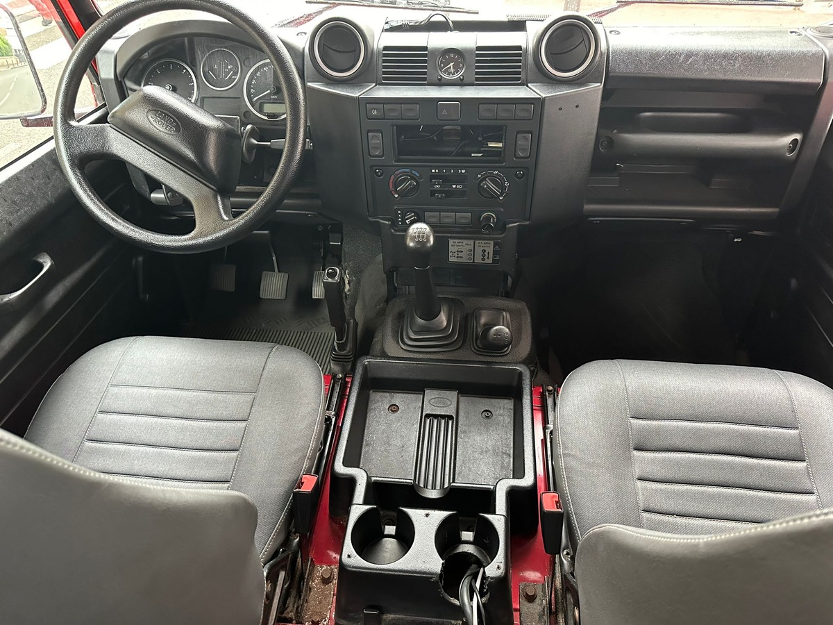 Land-Rover Defender 3 2.2 122 PICK UP MARK V