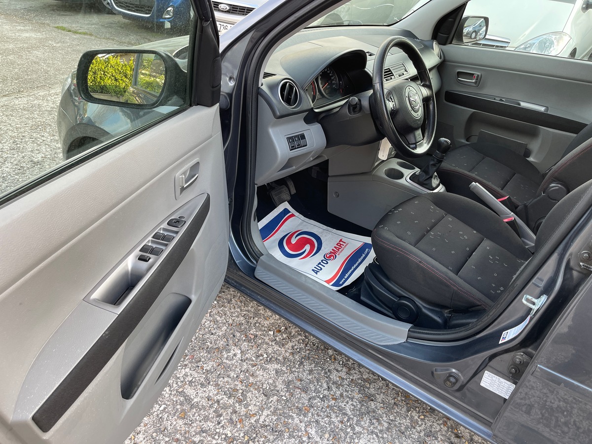 Mazda Mazda 2 1.4  MZI 80 Elegance