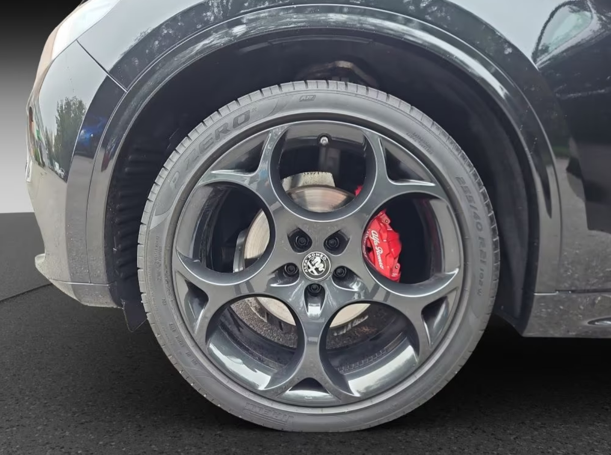 Alfa Romeo Stelvio Stelvio 2.0T 280ch Competizione Q4 AT8 Toit ouvrant Harman-Kardon