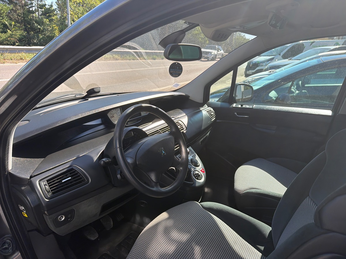 Peugeot 807 PEUGEOT 807 2.0 HDI 163 CH