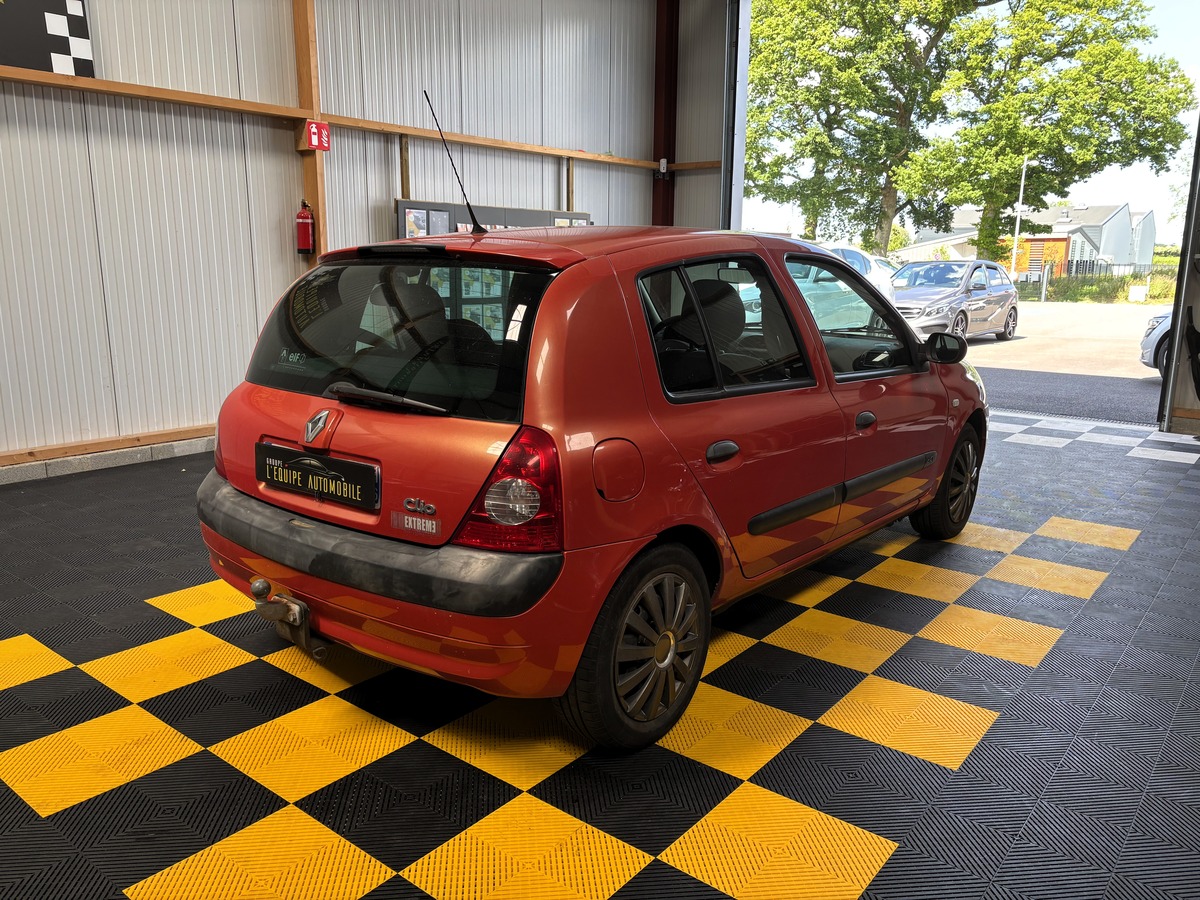 RENAULT Clio II II (2) 1.5 DCI 65 EXTREME 5P