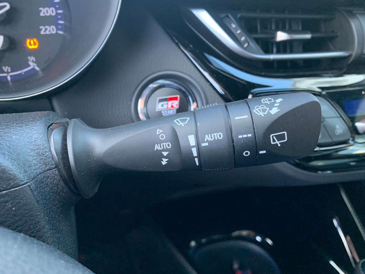 Toyota C-HR 122 ch | GR SPORT | Régulateur de vitesse adaptatif | Caméra de recul