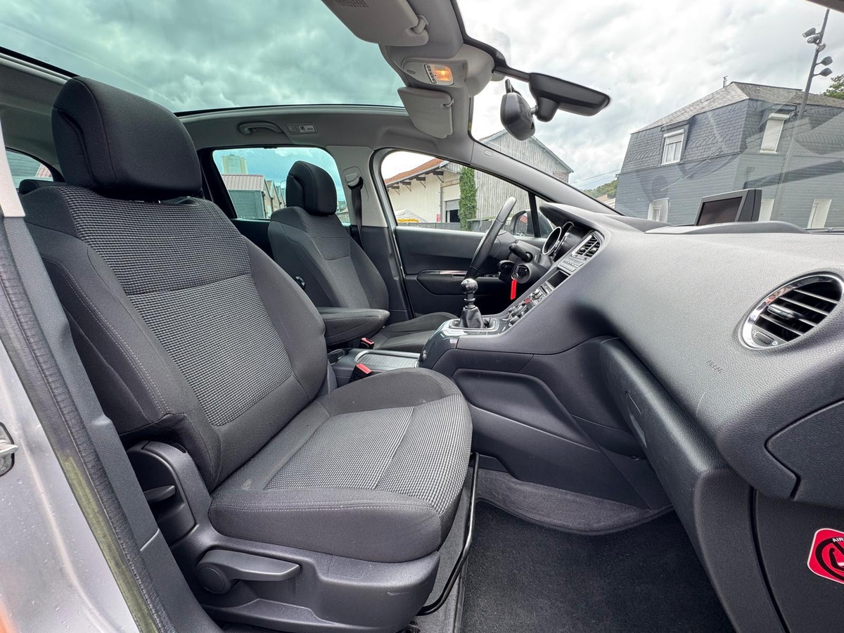 Peugeot 5008 1.6 hdi 110cv 7 places Allure - Garantie