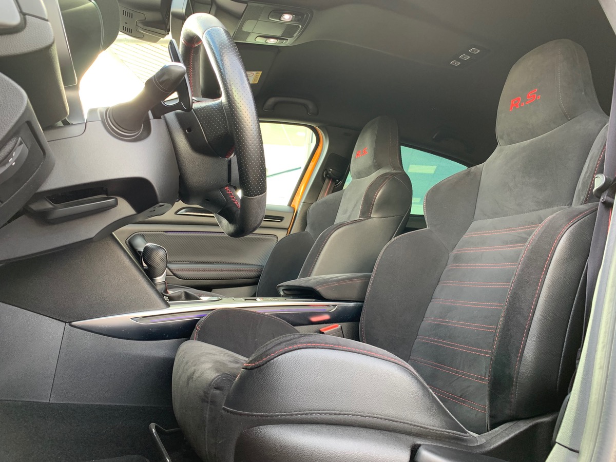 RENAULT Megane 280 ch | RS | JA 19" Interlagos diamantées | Affichage tête haute | GPS