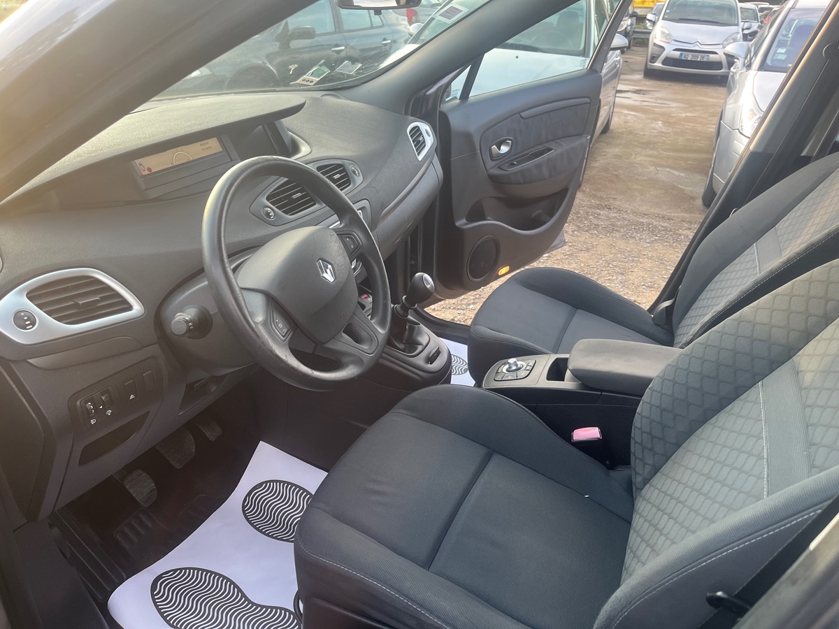 RENAULT Scenic 1.5 dci