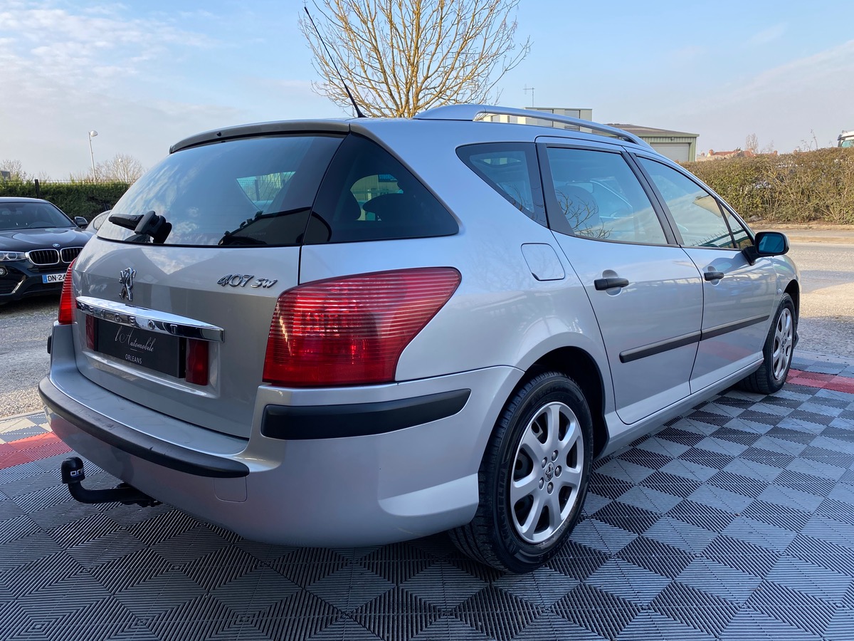 Peugeot 407 Sw 1.6 HDI 110ch confort toit pano b