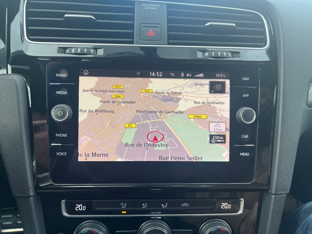 Volkswagen Golf VII 1.6 TDI 115ch Connect DSG7, Suivi complet VW, Régulateur Adaptatif, Sono HELIX