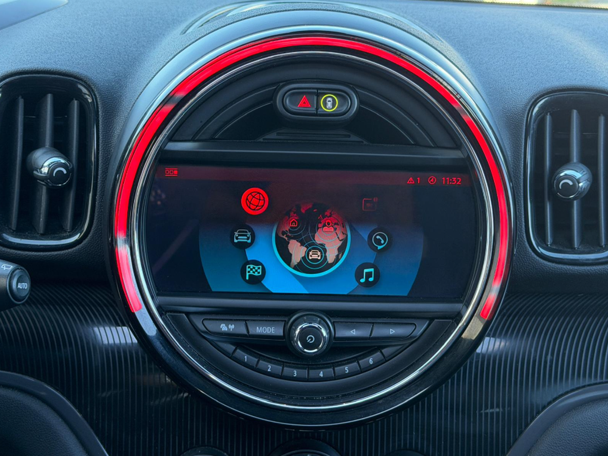 Mini Countryman SD Exquisite 190ch BVA All4 / CARPLAY / TOIT PANO / CAMERA / ACC / HARMAN KARDON