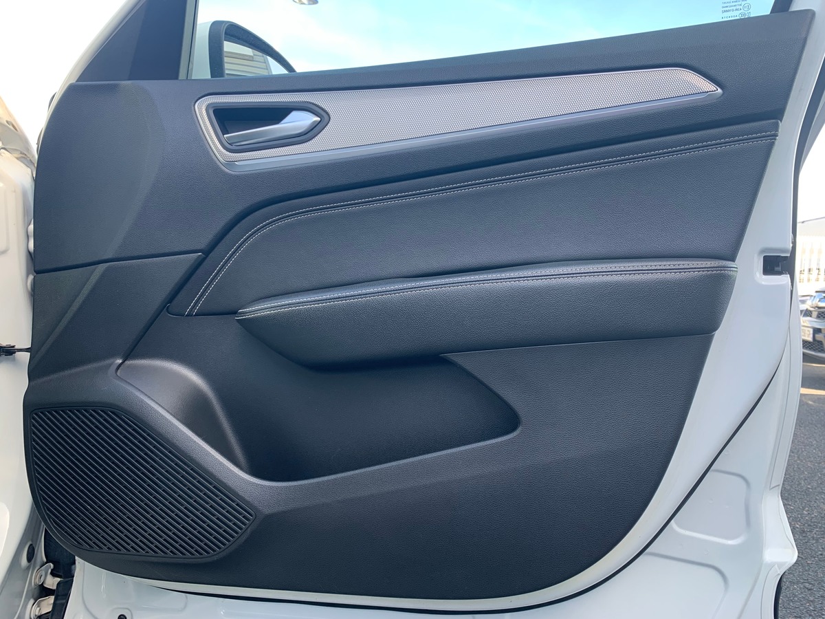 RENAULT Arkana 145 ch | Hybride essence | Intens | Caméra de recul | Attelage | Régulateur vitesse