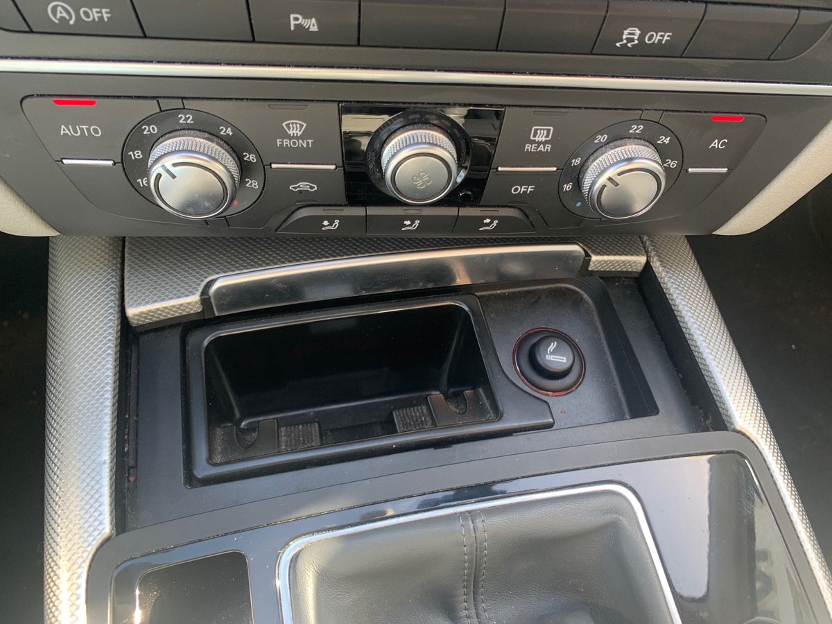 Audi A6 Avant 204 ch | V6 | Radar de stationnement avant arriére | Régulateur vitesse | GPS | Cuir