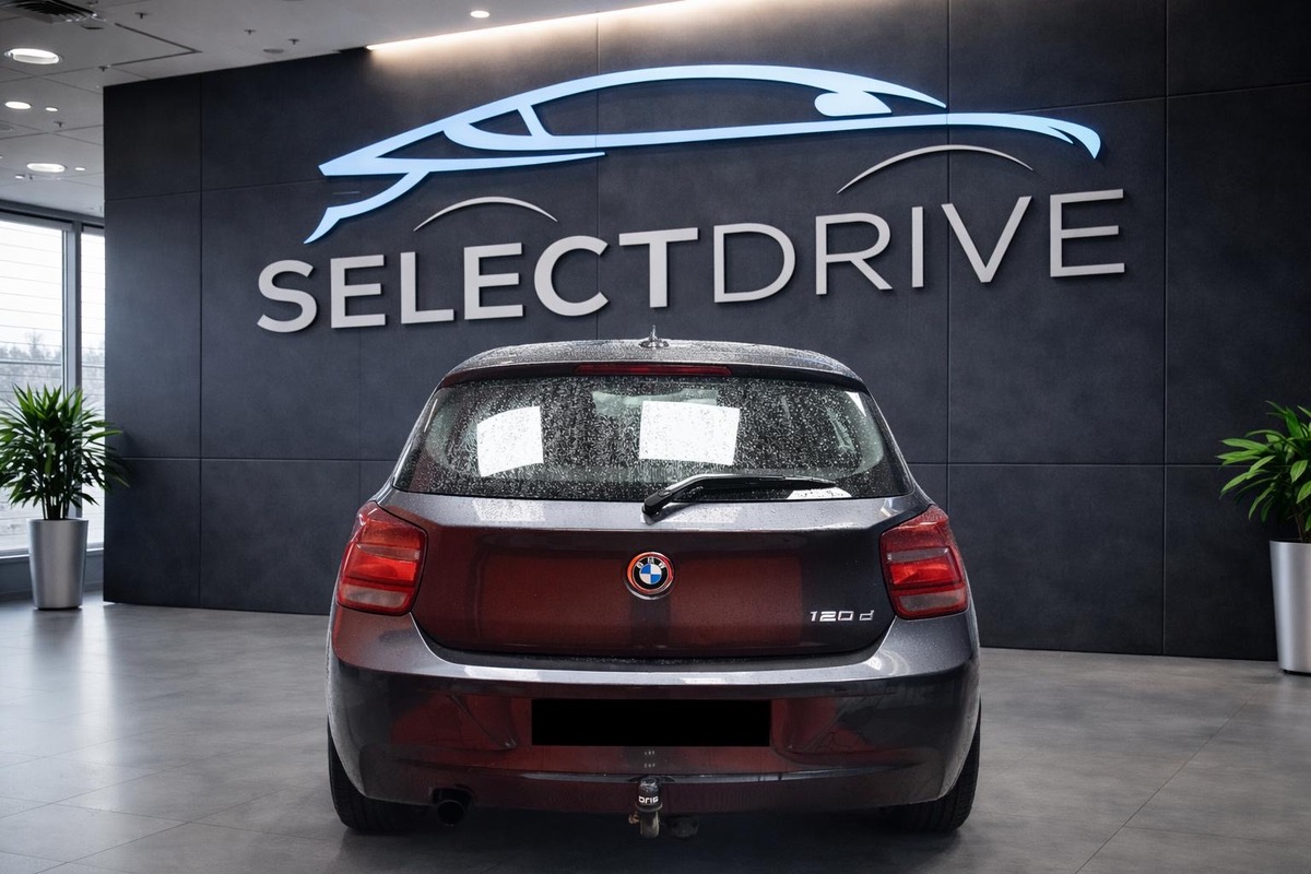 Bmw Série 1 120d Luxury BVM6 2ème main sièges chauffants