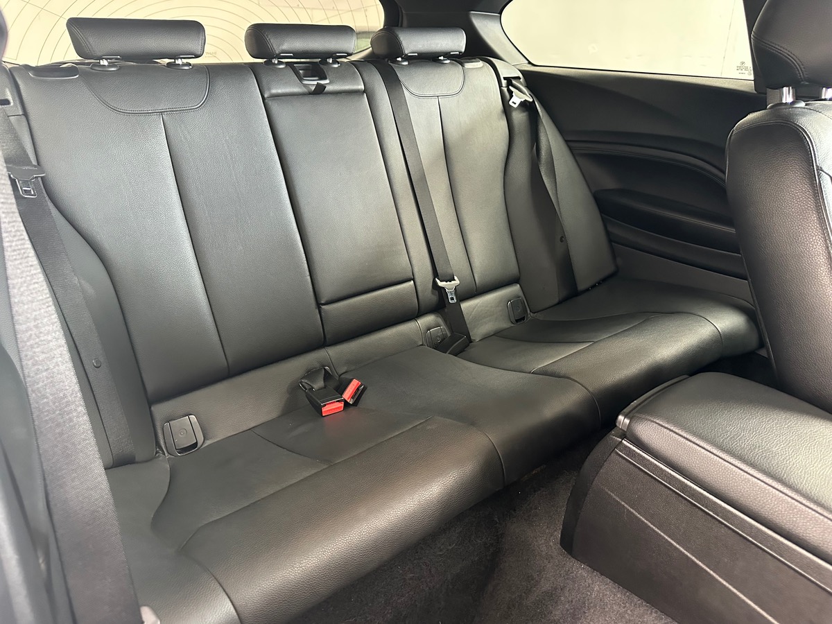 Bmw Série 1 (F21) 118D 143cv LOUNGE Garantie 12 mois