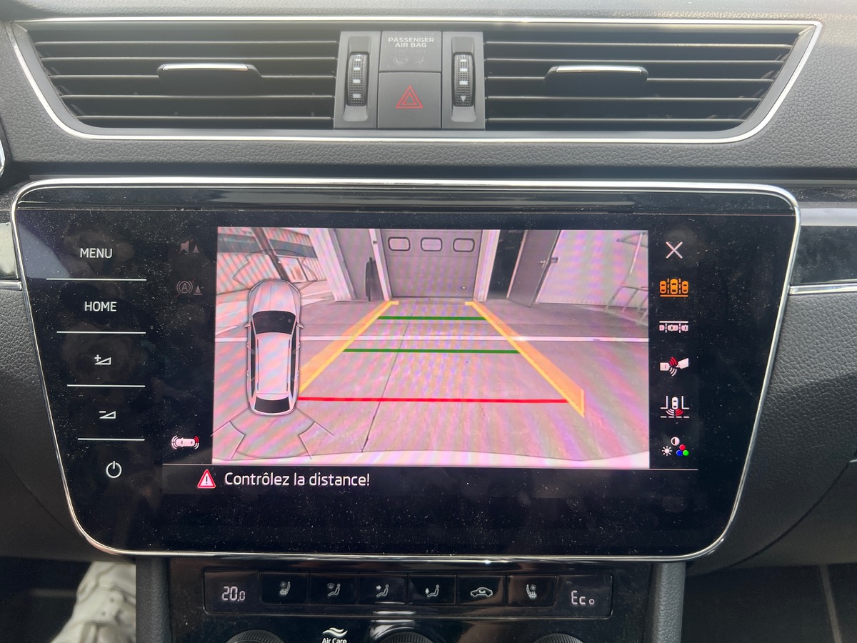 Skoda Superb Combi 1,4L TSI PHEV 218 LAURINE & KLEMENT, SUIVI COMPLET SKODA, 4 PNEUS COMPLETS  HIVER