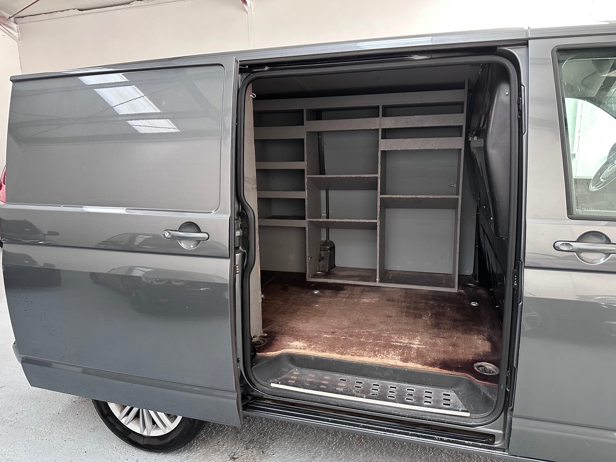 Volkswagen Transporter VI T6 2.0TDI 150 L1H1