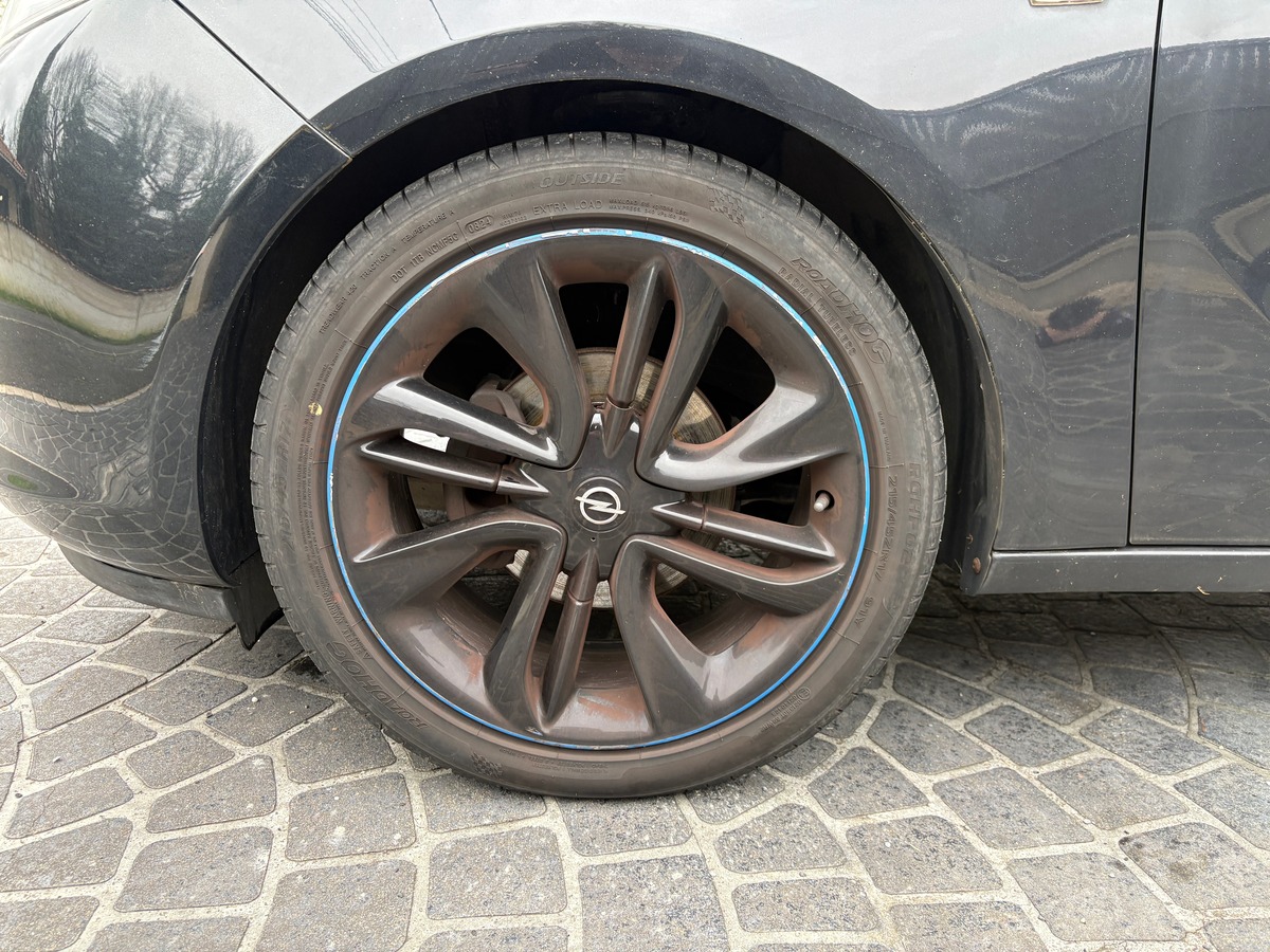 Opel Adam 1.4 Twinport 87ch - 5cv