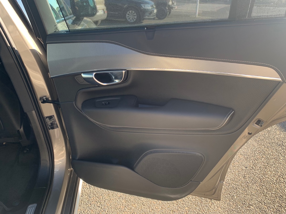 Volvo XC90 388 | R-DESIGN | Pack Prestige | Attelage | Toit ouvrant Panoramique | Caméra de recul