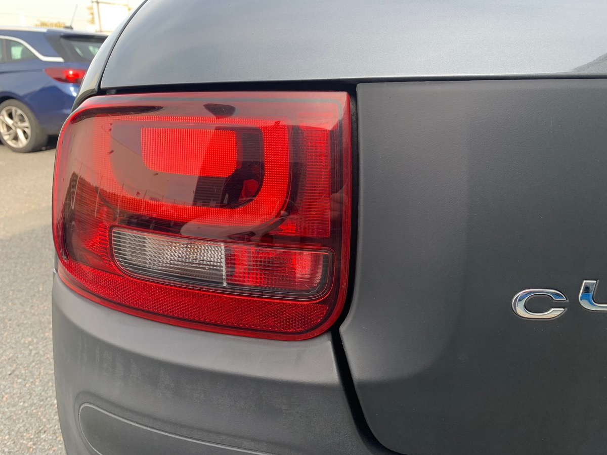 Citroën C4 Cactus 82 ch | Vti | Jantes alliage 16" SQUARE grises | Pack NAVIGATION | Radar de recul