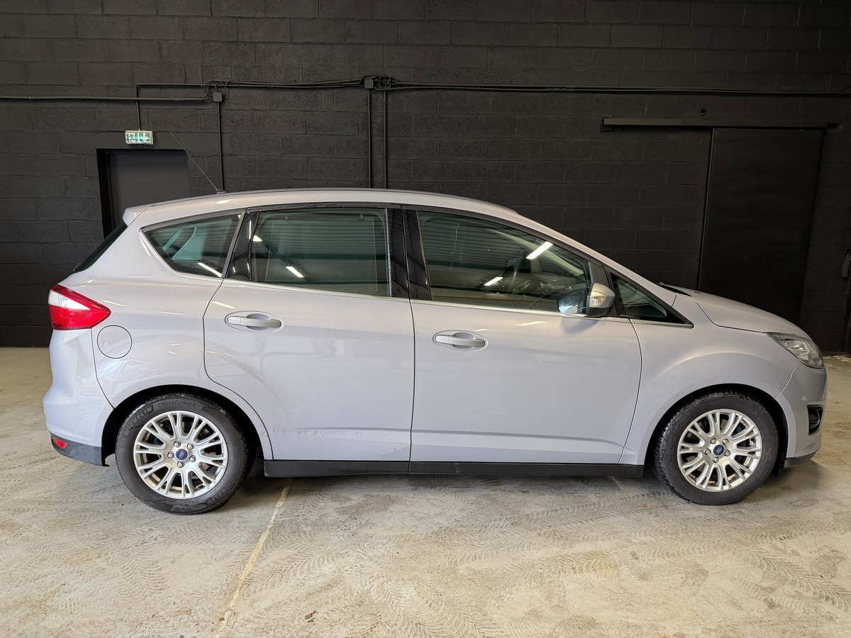 Ford C-max 2.0 tdci 140 Ch Titanium Kit Distribution Ok / Hayon Electrique