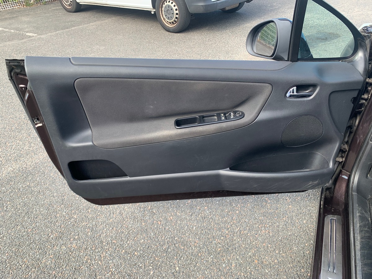 Peugeot 207 CC 120 chevaux | Sport | Climatisation | 4 Places | Vitres électriques | Jantes alu
